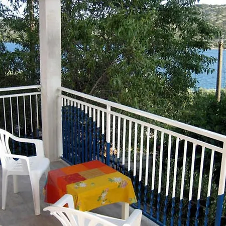 Family Friendly With A Swimming Pool - 17692 Kaprije